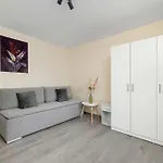 Spacious Family With Parking And Desks In By Renters * Rzeszów