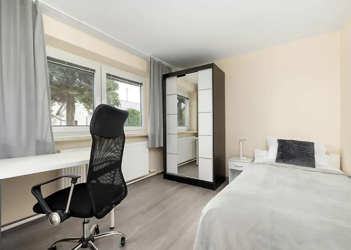 Spacious Family Apartments With Parking And Desks In Rzeszow By Noclegi Renters