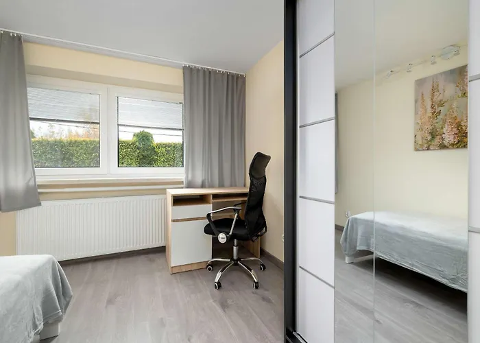 Spacious Family Apartments With Parking And Desks In Rzeszow By Noclegi Renters Rzeszów