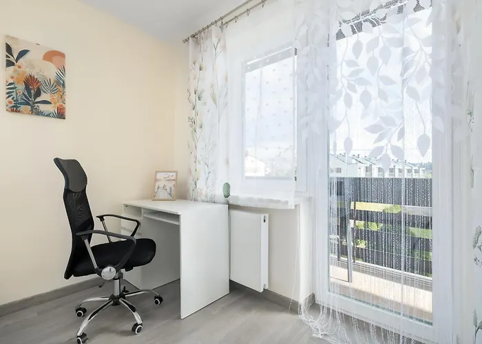 Spacious Family Apartments With Parking And Desks In Rzeszow By Noclegi Renters Appartamento Rzeszów